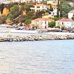 Agali 1 Superior Maisonette * Kalamata
