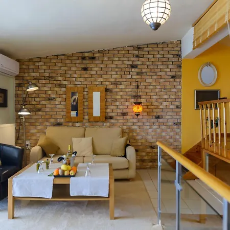 Agali 1 Superior Maisonette * Kalamata