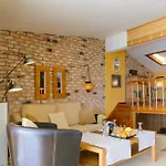 Agali 1 Superior Maisonette * Kalamata