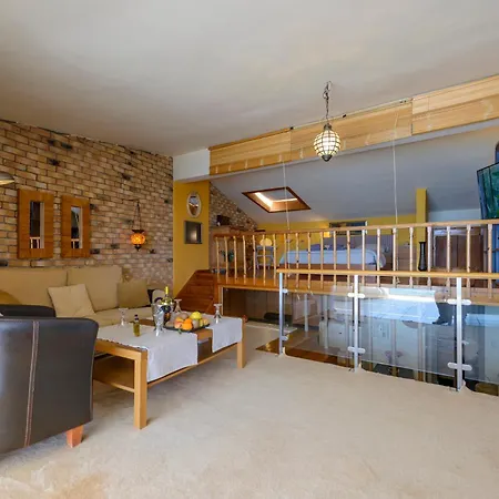 Agali 1 Superior Maisonette Kalamáta