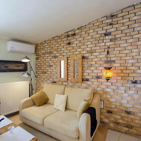 Agali 1 Superior Maisonette *