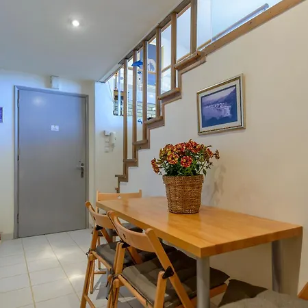 Agali 1 Superior Maisonette *